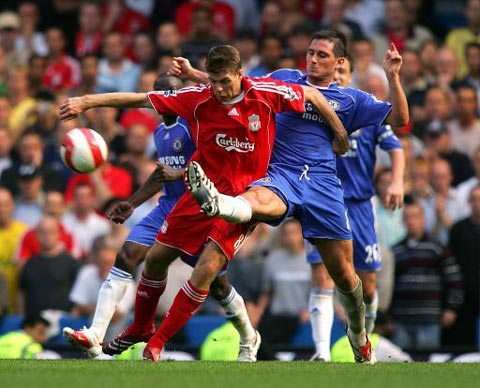 板和台之间 板和台之间